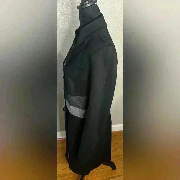 Cabi Black Gray Jacket Coat Zip Off Bottom Size Women’s Size Medium Long Sleeves - Picture 4 of 9